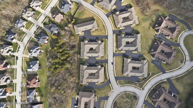 1025 Classic Way, Louisville, KY 40245