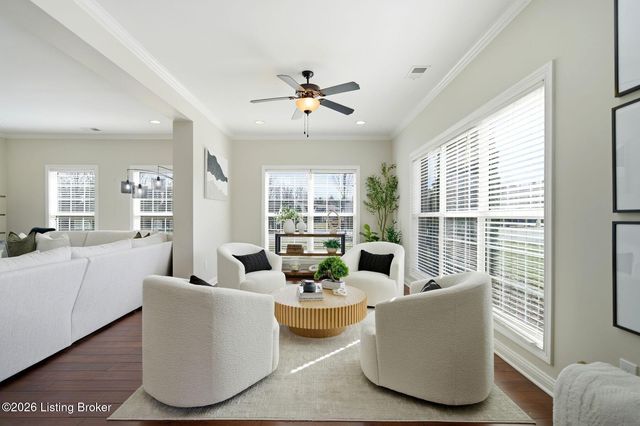 1025 Classic Way, Louisville, KY 40245