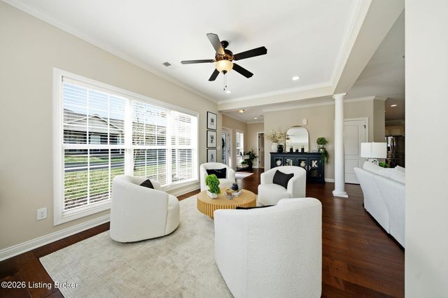 1025 Classic Way, Louisville, KY 40245