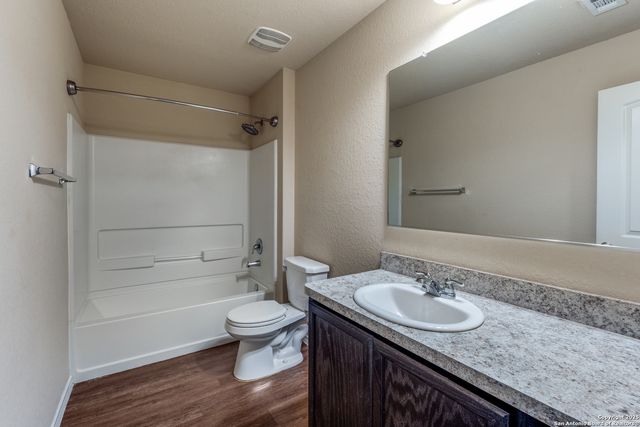 5102 Everett Loop, Converse, TX 78109