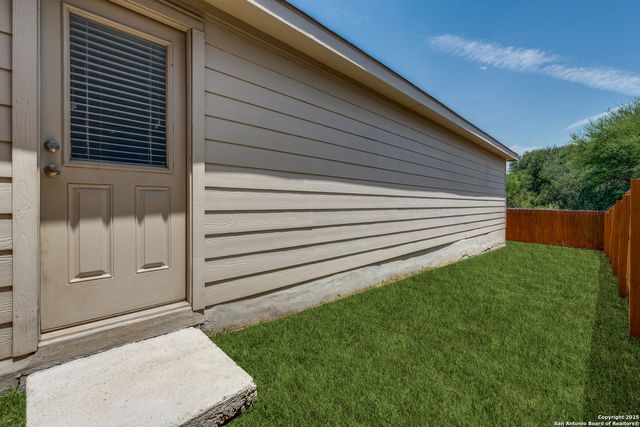 5102 Everett Loop, Converse, TX 78109