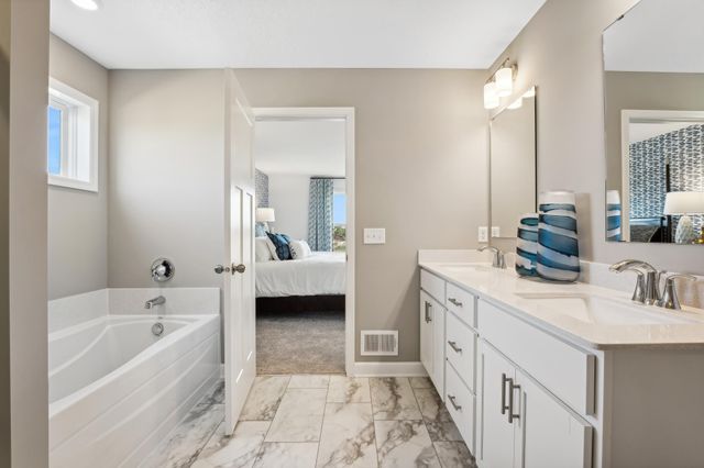 20341 Gadget Circle, Lakeville, MN 55044