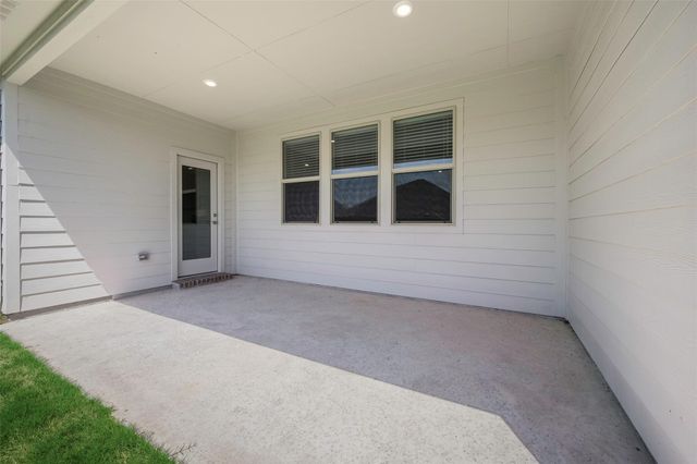 3909 Mountain Creek Drive, Farmersville, TX 75442