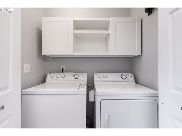 887 Sw 198TH Pl, Beaverton, OR 97003