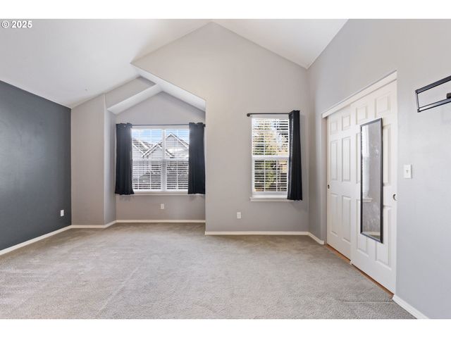 887 Sw 198TH Pl, Beaverton, OR 97003