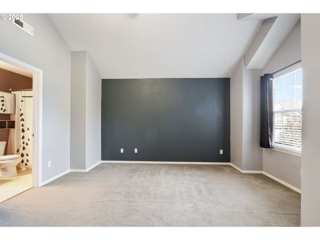 887 Sw 198TH Pl, Beaverton, OR 97003