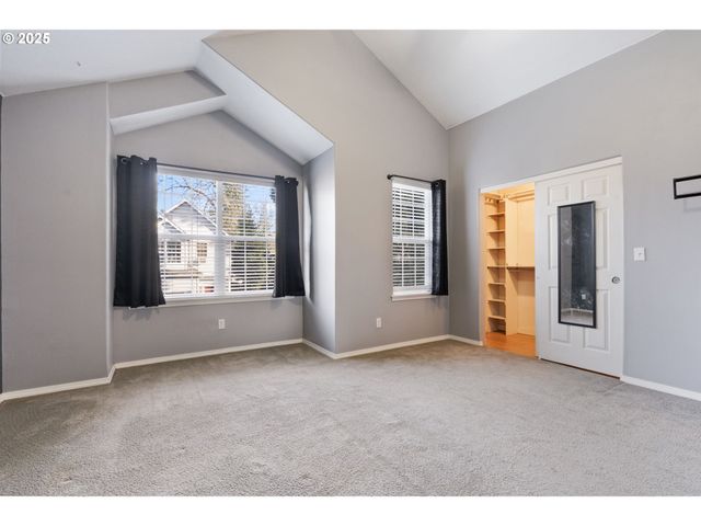 887 Sw 198TH Pl, Beaverton, OR 97003