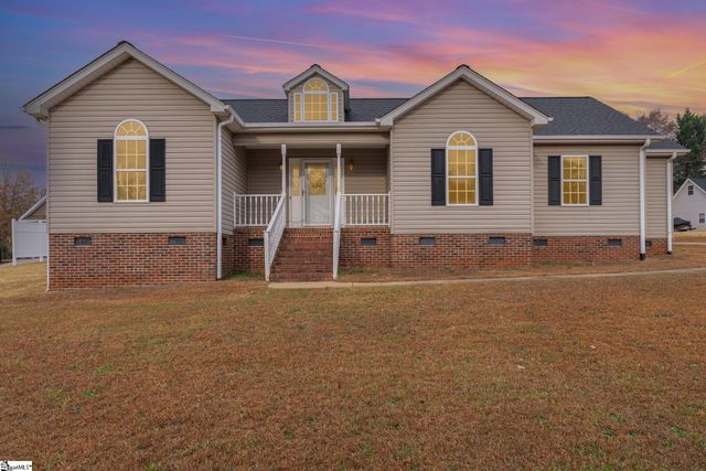 108 Brooke Lee Circle, Taylors, SC 29687
