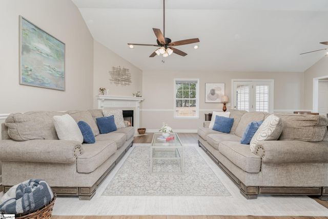 108 Brooke Lee Circle, Taylors, SC 29687