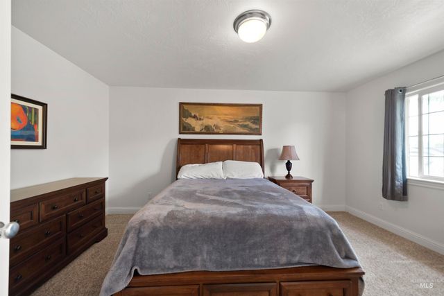 2698 W Torana Dr, Meridian, ID 83646