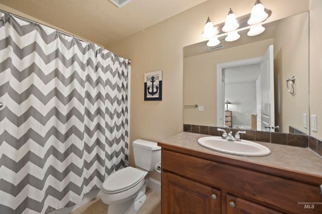 2698 W Torana Dr, Meridian, ID 83646