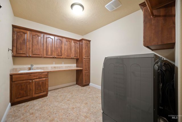 2698 W Torana Dr, Meridian, ID 83646