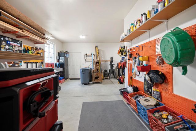 2698 W Torana Dr, Meridian, ID 83646