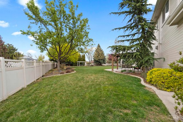 2698 W Torana Dr, Meridian, ID 83646