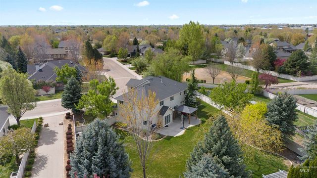 2698 W Torana Dr, Meridian, ID 83646