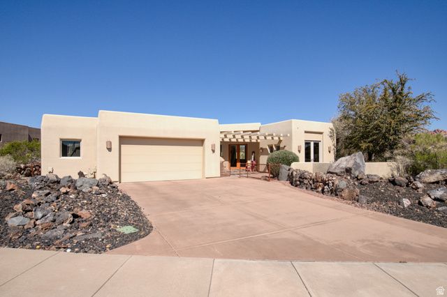 19 BOULDER CIR, Santa Clara, UT 84765