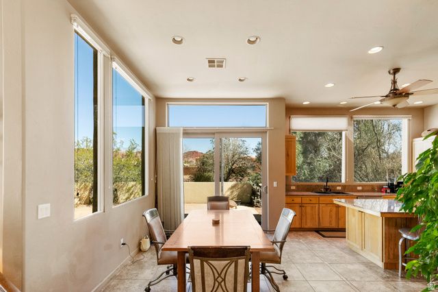 19 BOULDER CIR, Santa Clara, UT 84765