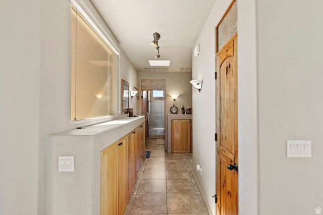 19 BOULDER CIR, Santa Clara, UT 84765
