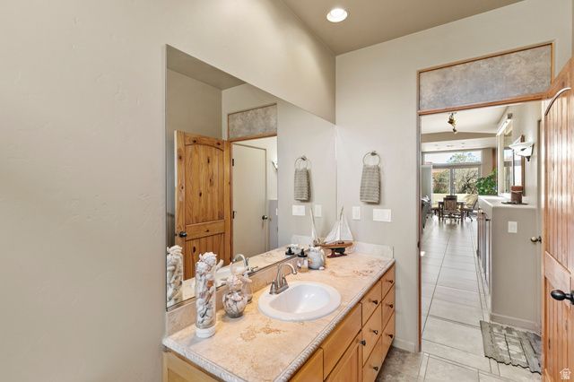 19 BOULDER CIR, Santa Clara, UT 84765