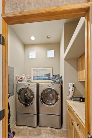 19 BOULDER CIR, Santa Clara, UT 84765