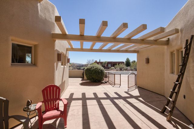 19 BOULDER CIR, Santa Clara, UT 84765