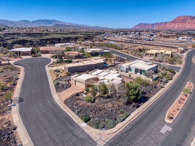 19 BOULDER CIR, Santa Clara, UT 84765