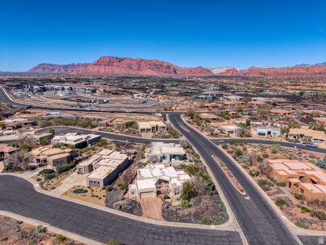 19 BOULDER CIR, Santa Clara, UT 84765