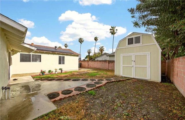 7961 La Corona Way, Buena Park, CA 90620