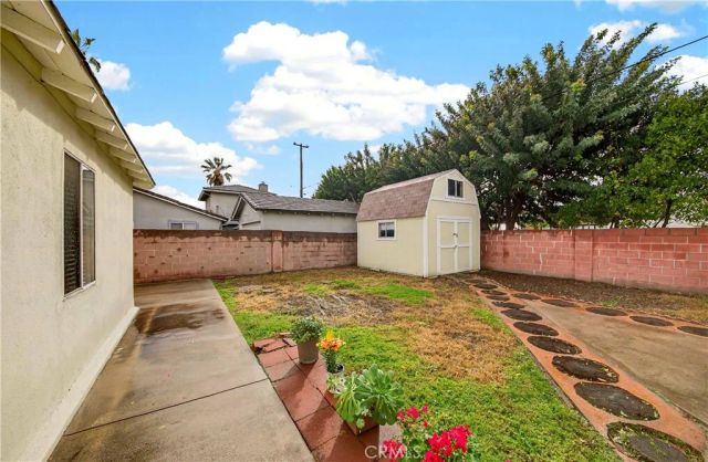7961 La Corona Way, Buena Park, CA 90620