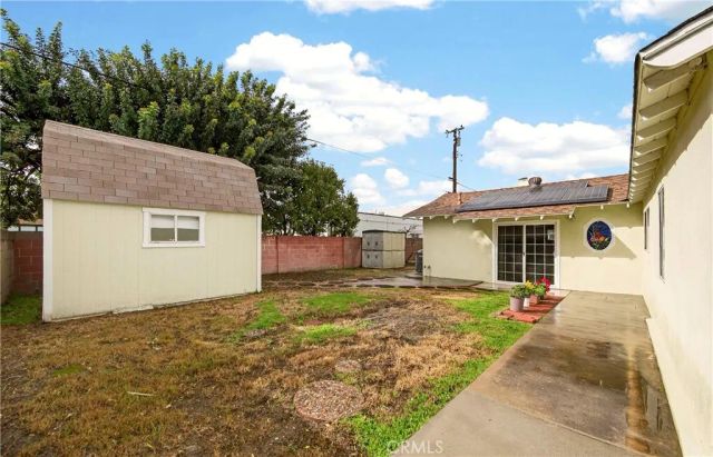 7961 La Corona Way, Buena Park, CA 90620
