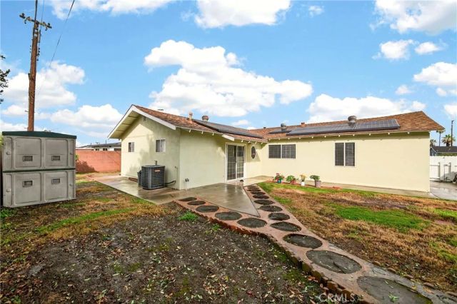 7961 La Corona Way, Buena Park, CA 90620