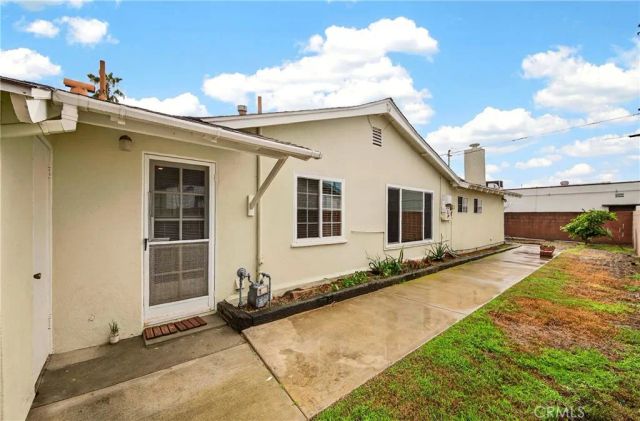 7961 La Corona Way, Buena Park, CA 90620