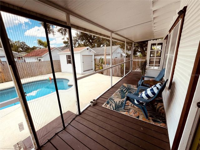 206 W HAYA STREET, Tampa, FL 33603