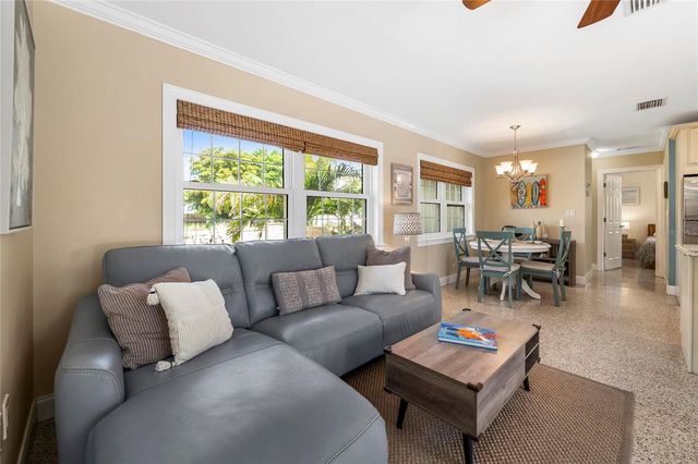 6139 HOLLYWOOD BOULEVARD, Sarasota, FL 34231