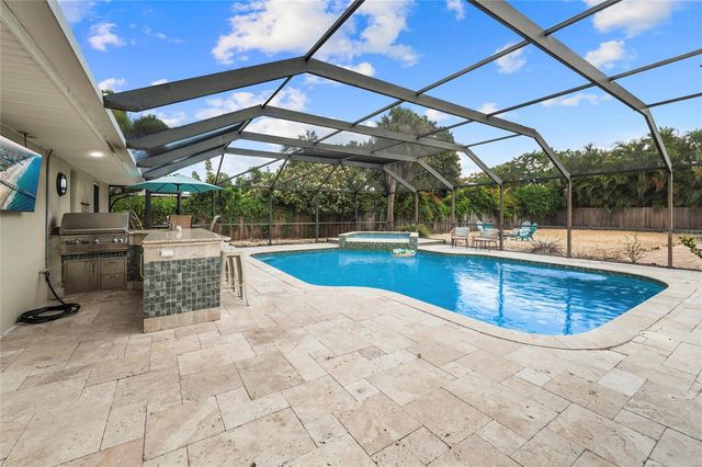6139 HOLLYWOOD BOULEVARD, Sarasota, FL 34231