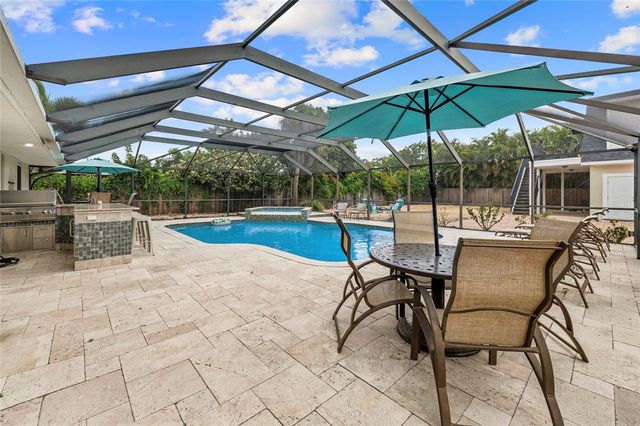 6139 HOLLYWOOD BOULEVARD, Sarasota, FL 34231