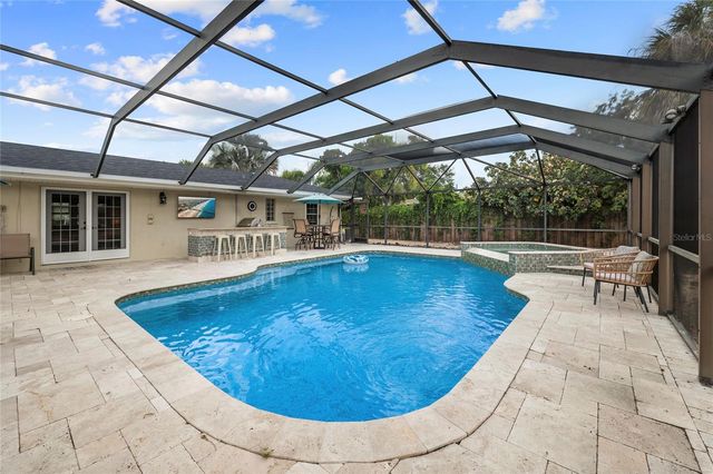 6139 HOLLYWOOD BOULEVARD, Sarasota, FL 34231