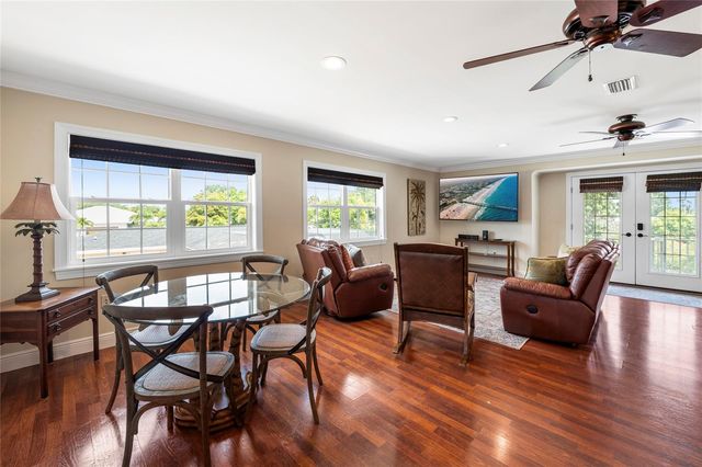 6139 HOLLYWOOD BOULEVARD, Sarasota, FL 34231