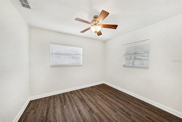 6930 30TH AVENUE N, St Petersburg, FL 33710