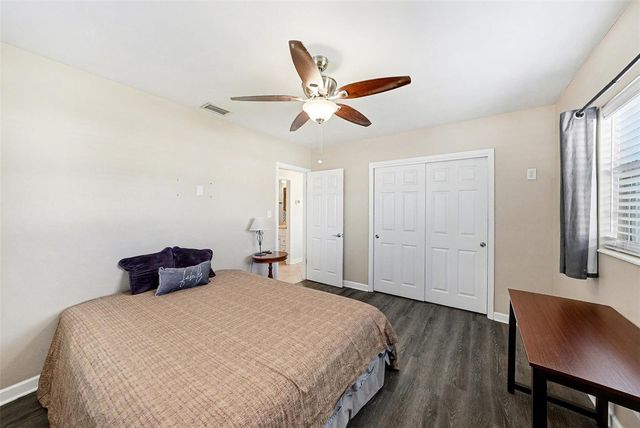 6930 30TH AVENUE N, St Petersburg, FL 33710