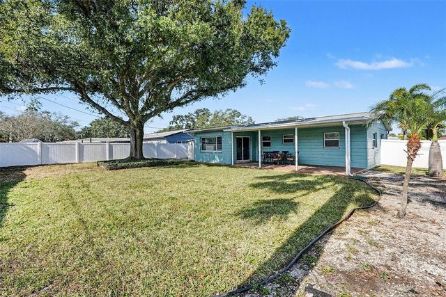 6930 30TH AVENUE N, St Petersburg, FL 33710