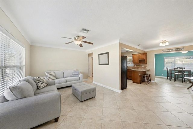 6930 30TH AVENUE N, St Petersburg, FL 33710