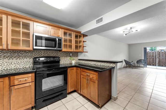 14907 SW 80th Street 115, Miami, FL 33193