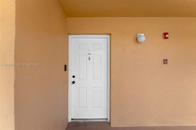 14907 SW 80th Street 115, Miami, FL 33193