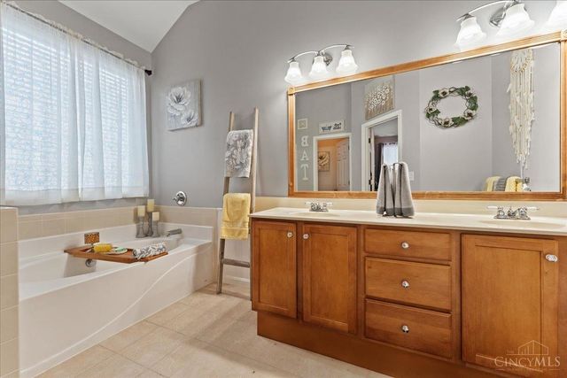 4074 Woodsly Drive, Union Twp, OH 45103