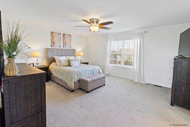 4716 GARNET WAY, Cheyenne, WY 82009
