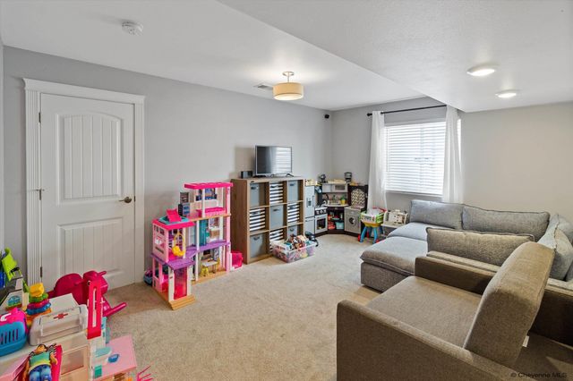 4716 GARNET WAY, Cheyenne, WY 82009