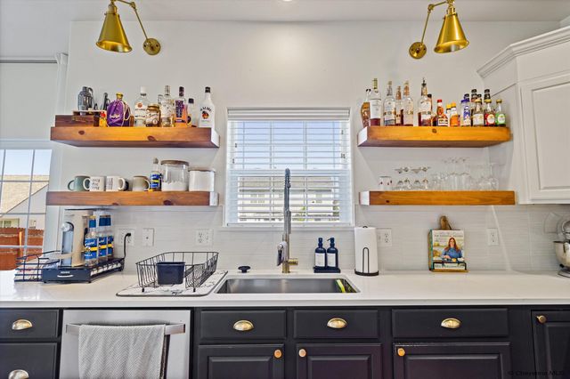 4716 GARNET WAY, Cheyenne, WY 82009