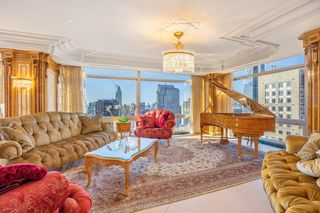 721 5th Avenue 63AB, New York (manhattan), NY 10022