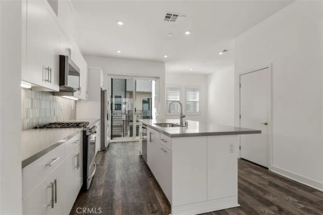 1415 West Cara Drive, Anaheim, CA 92805